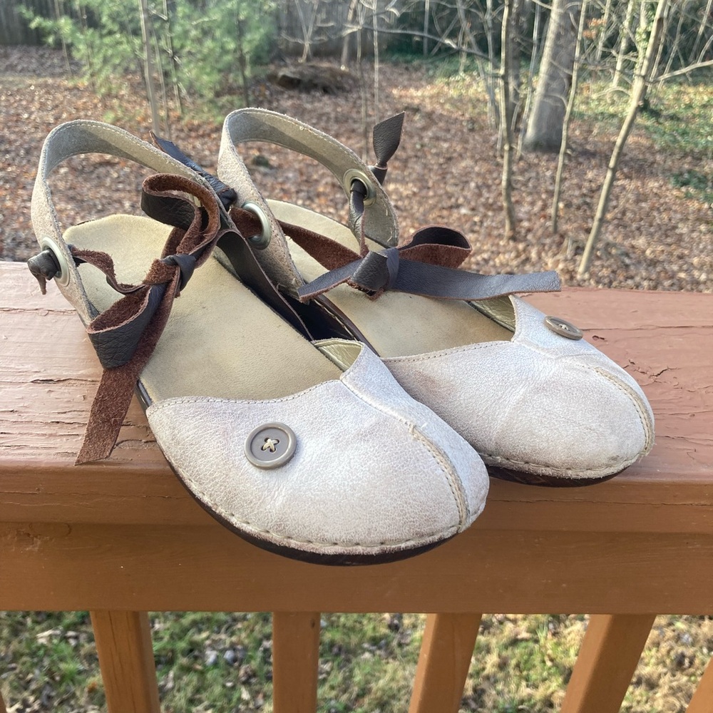 Rieker leather ankle tie shoes